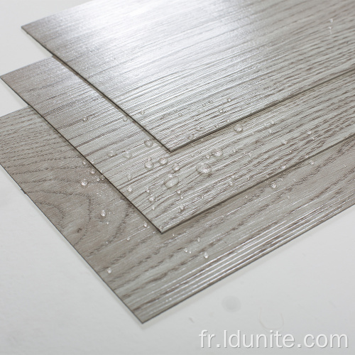 Planque en carreaux de vinyle de vinyle à grains imperméables / plancher en plastique